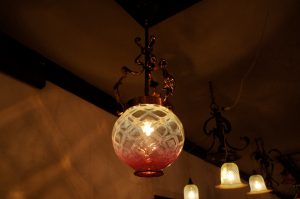 ヴァセリンガラス アンティーク ヴァセリンガラス・1灯ペンダント(59036)｜ヴァセリンランプ 西洋・アンティーク家具の専門店「家具のこばやし」- 福島県福島市アンナガーデン