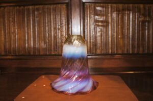 ヴァセリンガラス (NEW)アンティーク クランベリーヴァセリンガラス・ランプシェード – T8118｜ヴァセリンランプ 西洋・アンティーク家具の専門店「家具のこばやし」- 福島県福島市アンナガーデン