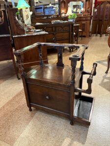 アンティーク家具 アンティークホールシート -75037｜ヴァセリンランプ 西洋・アンティーク家具の専門店「家具のこばやし」- 福島県福島市アンナガーデン