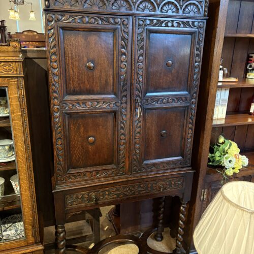 アンティーク家具 アンティークカップボード -68019｜ヴァセリンランプ 西洋・アンティーク家具の専門店「家具のこばやし」- 福島県福島市アンナガーデン