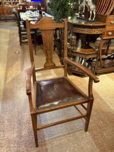 アンティーク家具 アンティークアームチェア-71291｜ヴァセリンランプ 西洋・アンティーク家具の専門店「家具のこばやし」- 福島県福島市アンナガーデン